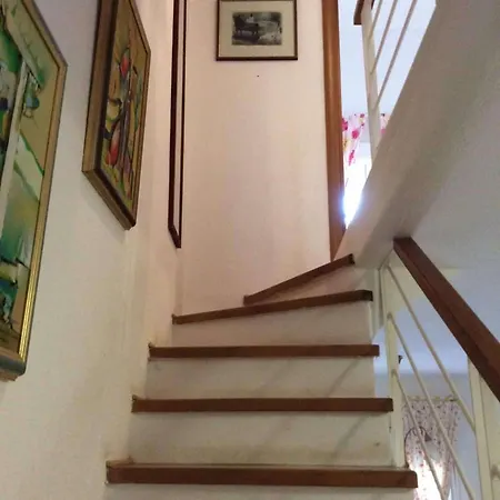 Sea View Paradise Retreat In *